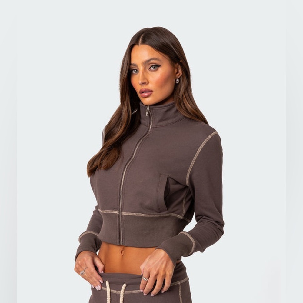 Edikted Cropped Zip-Up Cardigan Jacket in Brown with Contrast Stitching